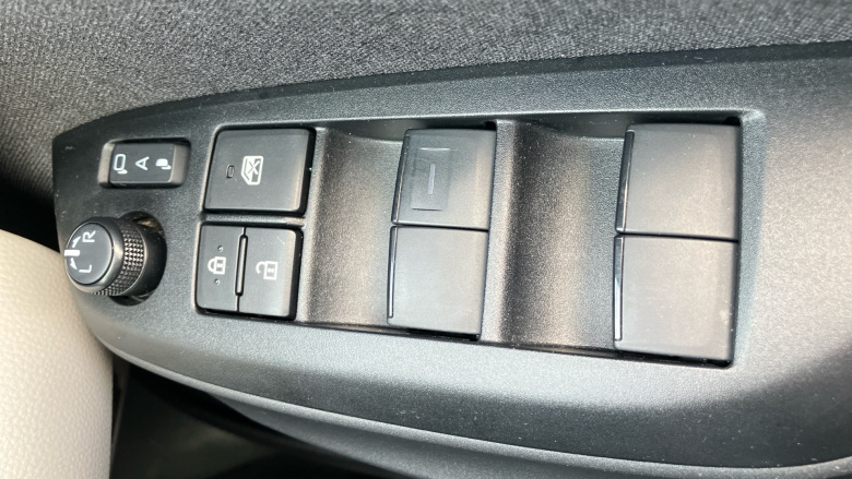 Toyota Yaris 1.5 Hybrid Excel 5dr CVT Hybrid Hatchback